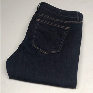 LIKE NEW GAP 1969 CURVY PROFILE FLARE JEANS 31x30 ⭐️